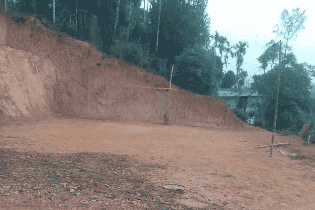 10 Cent Residential Plot Near Mananthavady Town